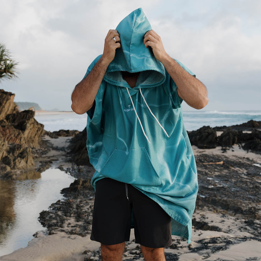 PRE ORDER Sand Free Adult Hooded Towel | Manta Green