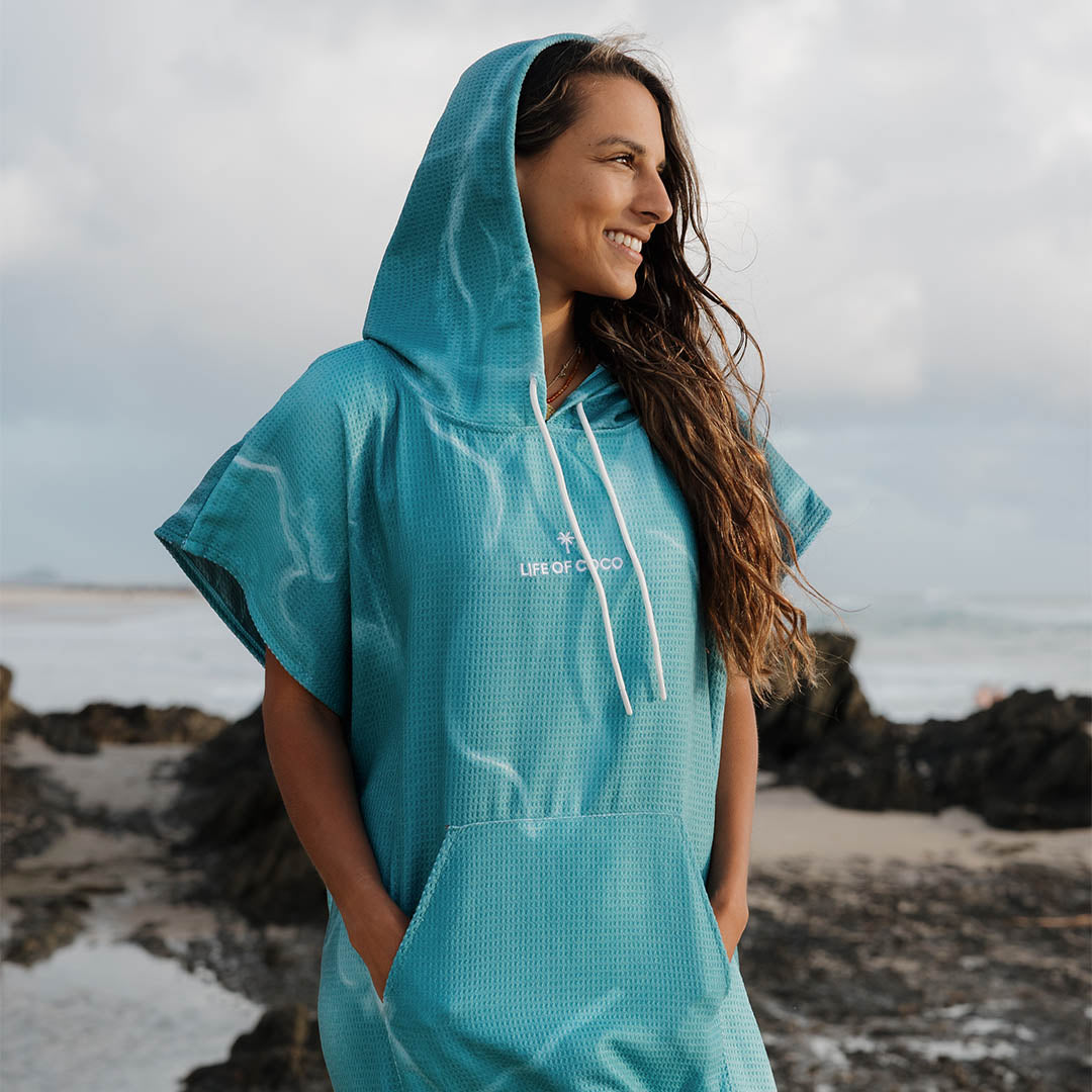PRE ORDER Sand Free Adult Hooded Towel | Manta Green