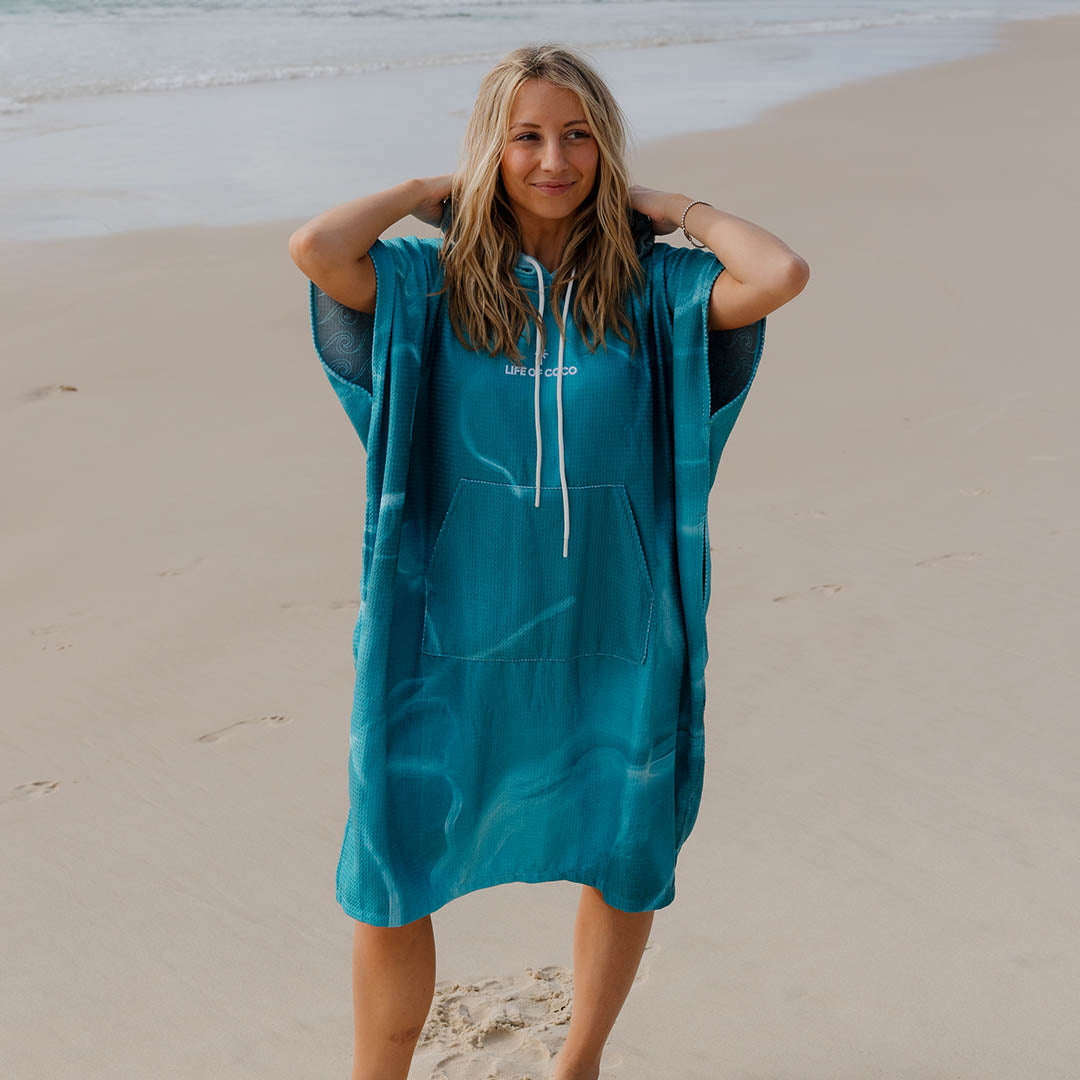 PRE ORDER Sand Free Adult Hooded Towel | Manta Green