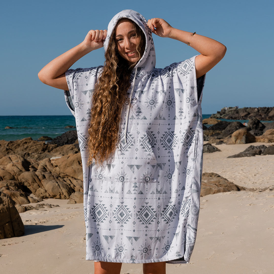 PRE ORDER Sand Free Teen Hooded Towel | Turtle