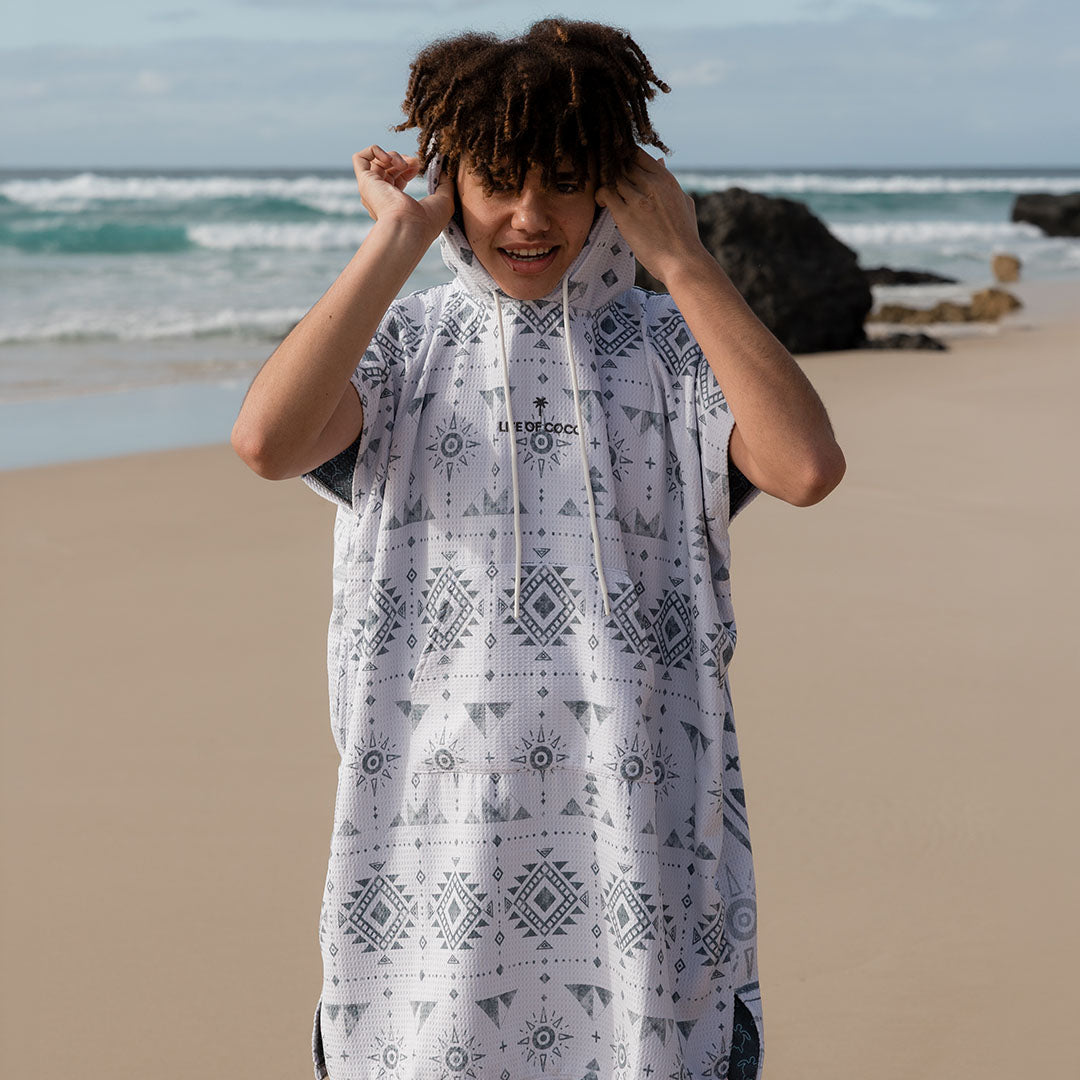 PRE ORDER Sand Free Teen Hooded Towel | Turtle