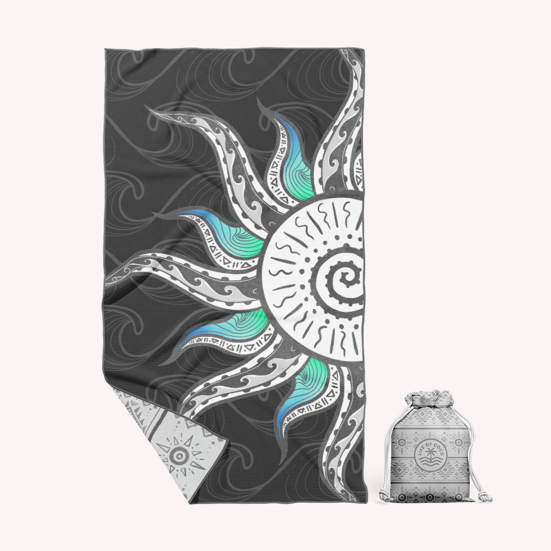 Single Sand Free Beach Towel with Turtle Design & Carry Bag