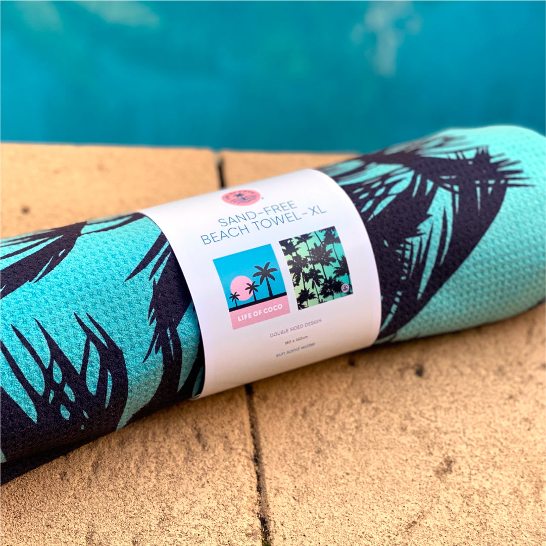 Life of Coco sand-free beach towel tropical palm trees